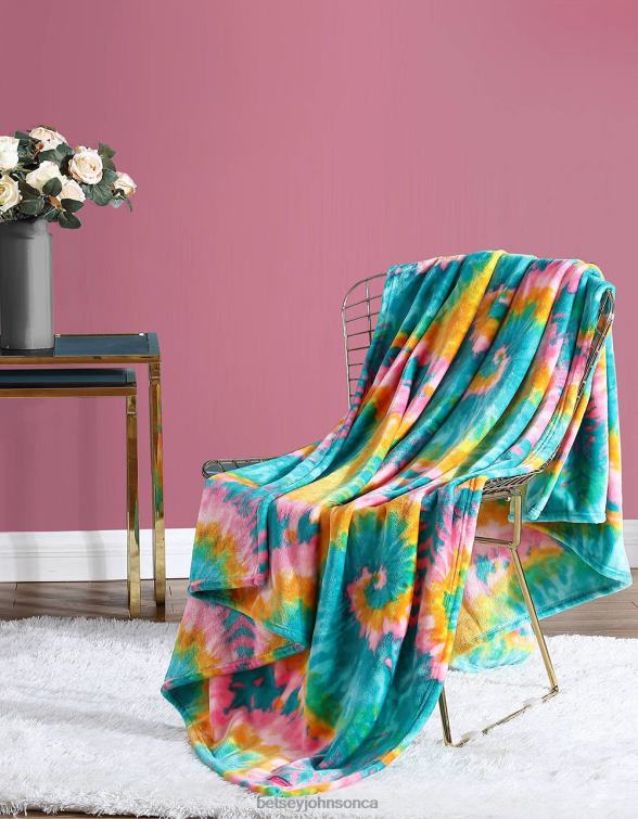 Women Tie Dye Love Throw Blanket Multi Betsey Johnson Accessories JHZ8F403