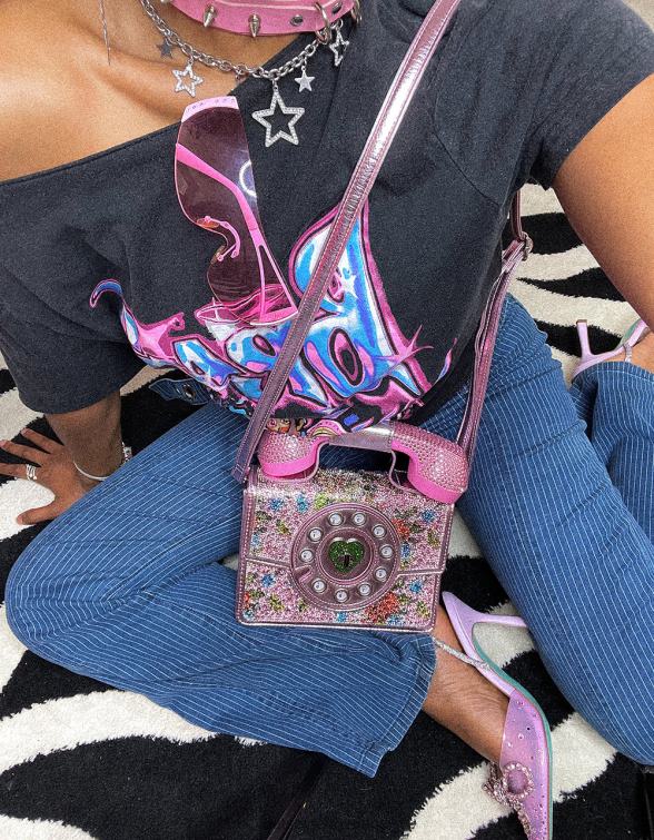 Women Kitsch Gimme A Ring Phone Bag Pink Betsey Johnson Accessories JHZ8F208