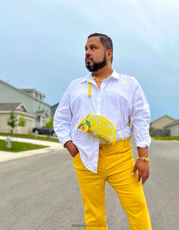 Women Kitsch Pucker Up Crossbody Yellow Betsey Johnson Accessories JHZ8F209