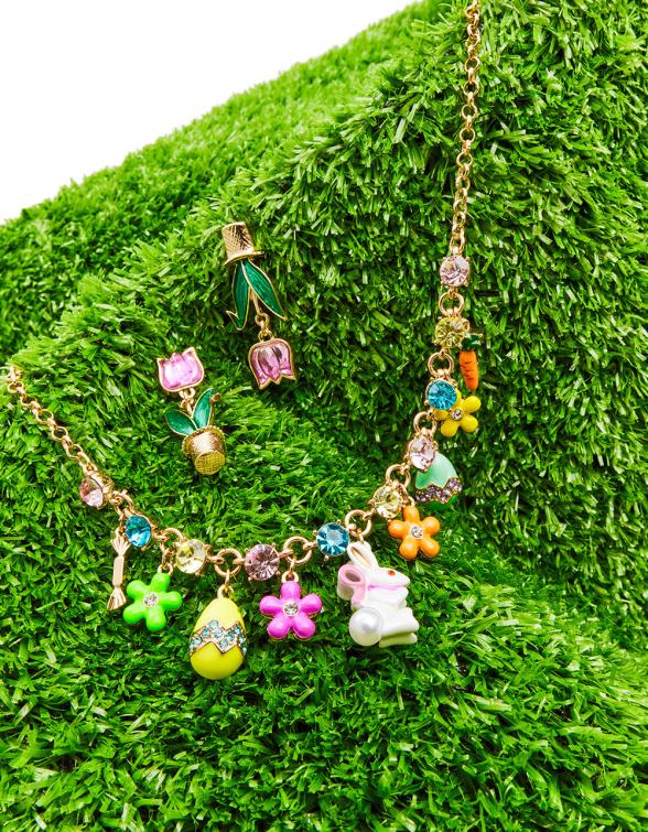 Women Hunny Bunny Charm Frontal Necklace Multi Betsey Johnson Jewelry JHZ8F365