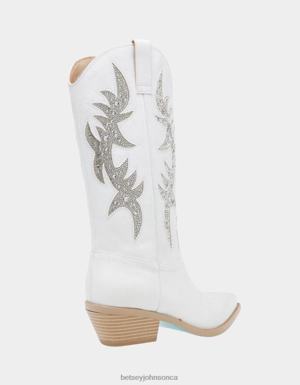 Women Aliza Ivory Betsey Johnson Shoes JHZ8F2