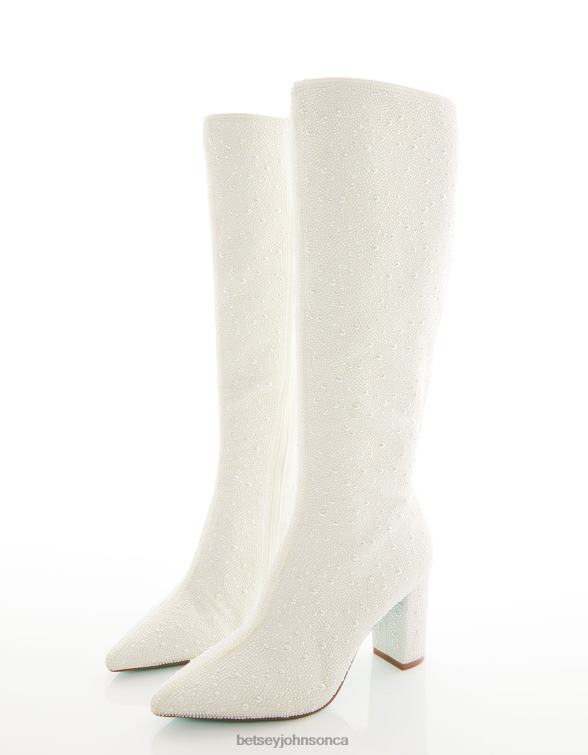 Women Candy Ivory Betsey Johnson Shoes JHZ8F190