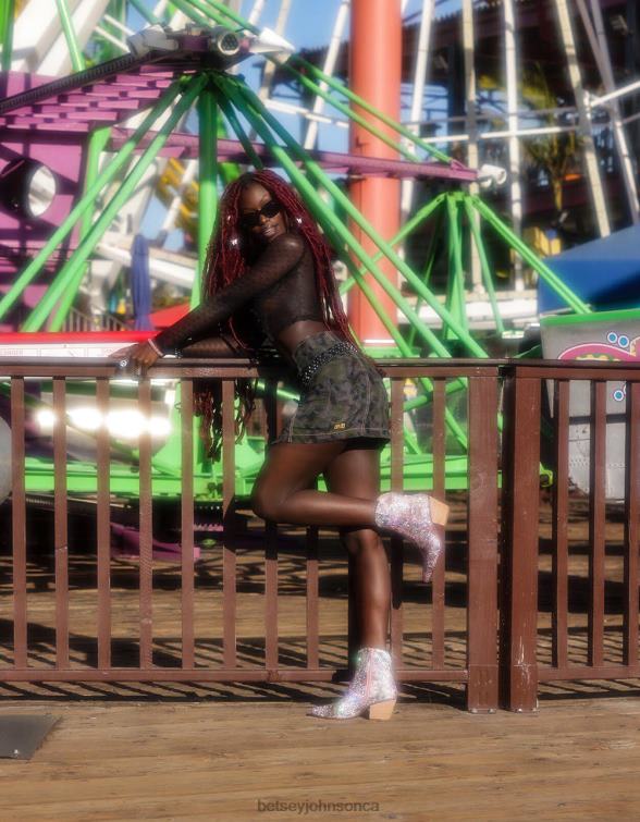 Women Divaf Floral Multi Betsey Johnson Shoes JHZ8F41