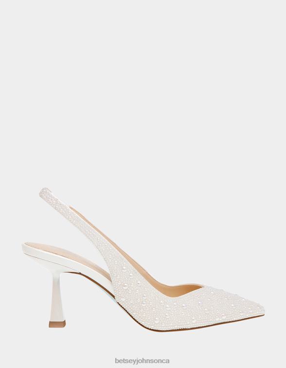 Women Clark Ivory Betsey Johnson Shoes JHZ8F75