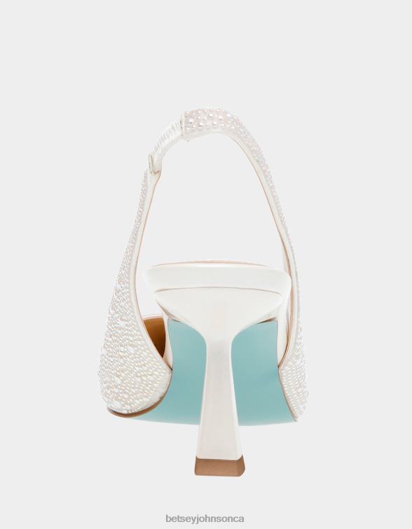 Women Clark Ivory Betsey Johnson Shoes JHZ8F75