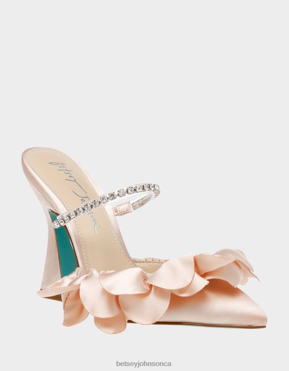 Women Jayde Nude Betsey Johnson Shoes JHZ8F154