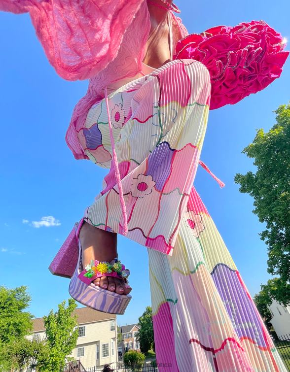 Women Jorden Pink Multi Betsey Johnson Shoes JHZ8F82