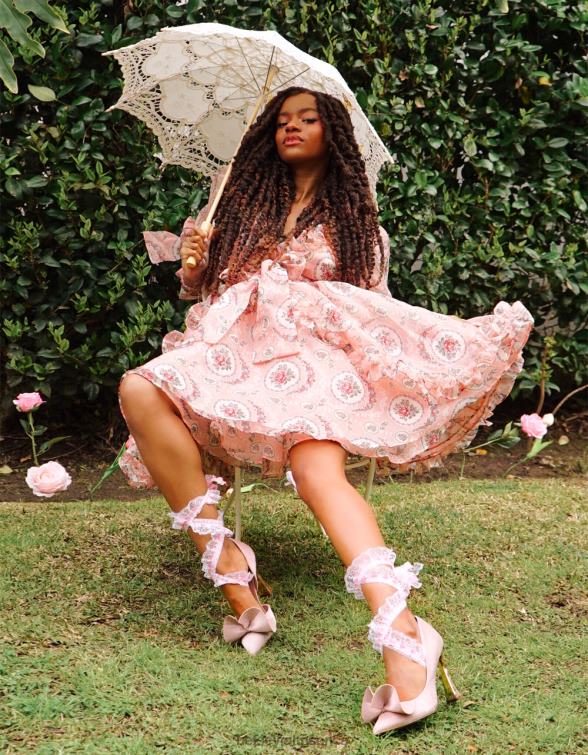 Women Nobble Champagne Betsey Johnson Shoes JHZ8F62