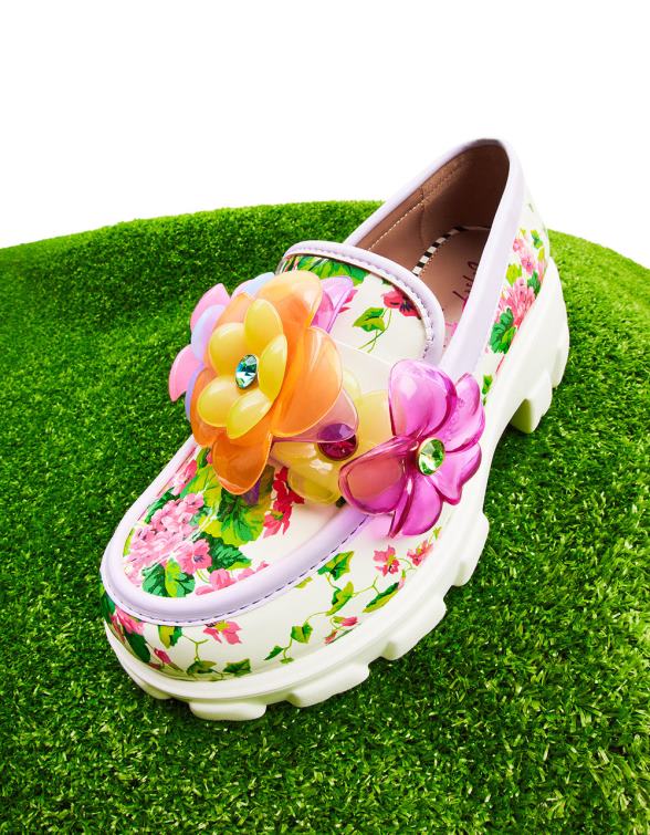 Women Vinie Floral Multi Betsey Johnson Shoes JHZ8F53