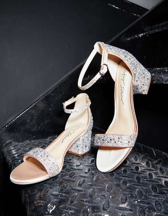 Women Mari Champagne Betsey Johnson Shoes JHZ8F45