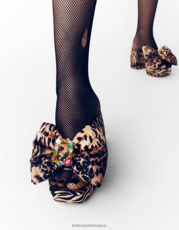 Women Possie Leopard Multi Betsey Johnson Shoes JHZ8F5