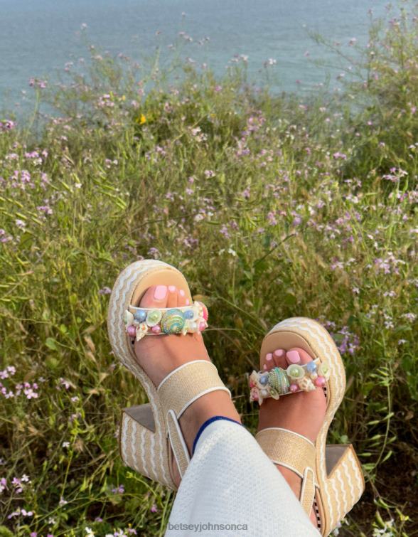 Women Shellie Natural Multi Betsey Johnson Shoes JHZ8F67